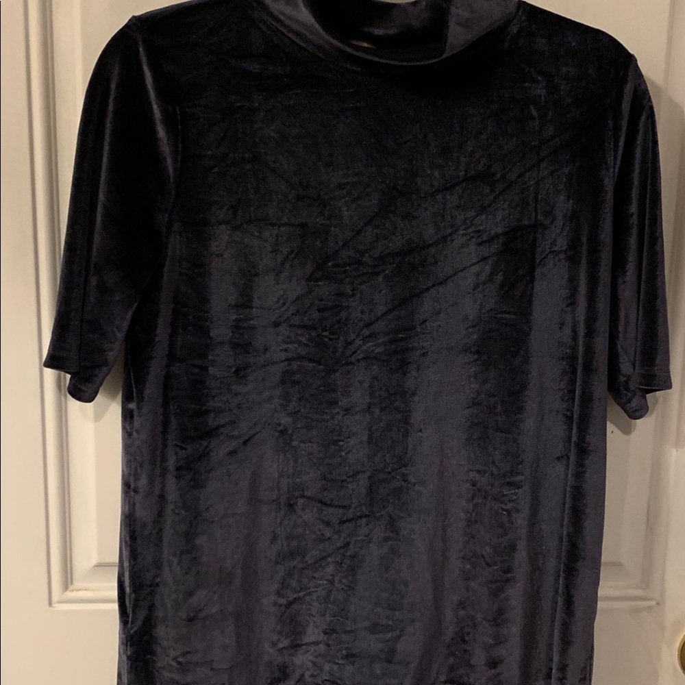 Turtle Neck velvet shirt